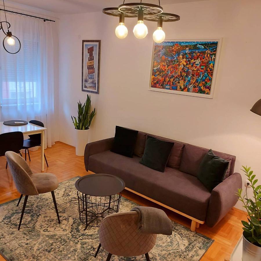 נובי סאד Ema Central Apartment 2 מראה חיצוני תמונה