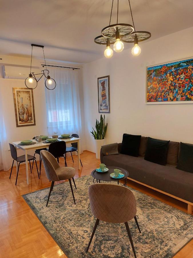 נובי סאד Ema Central Apartment 2 מראה חיצוני תמונה